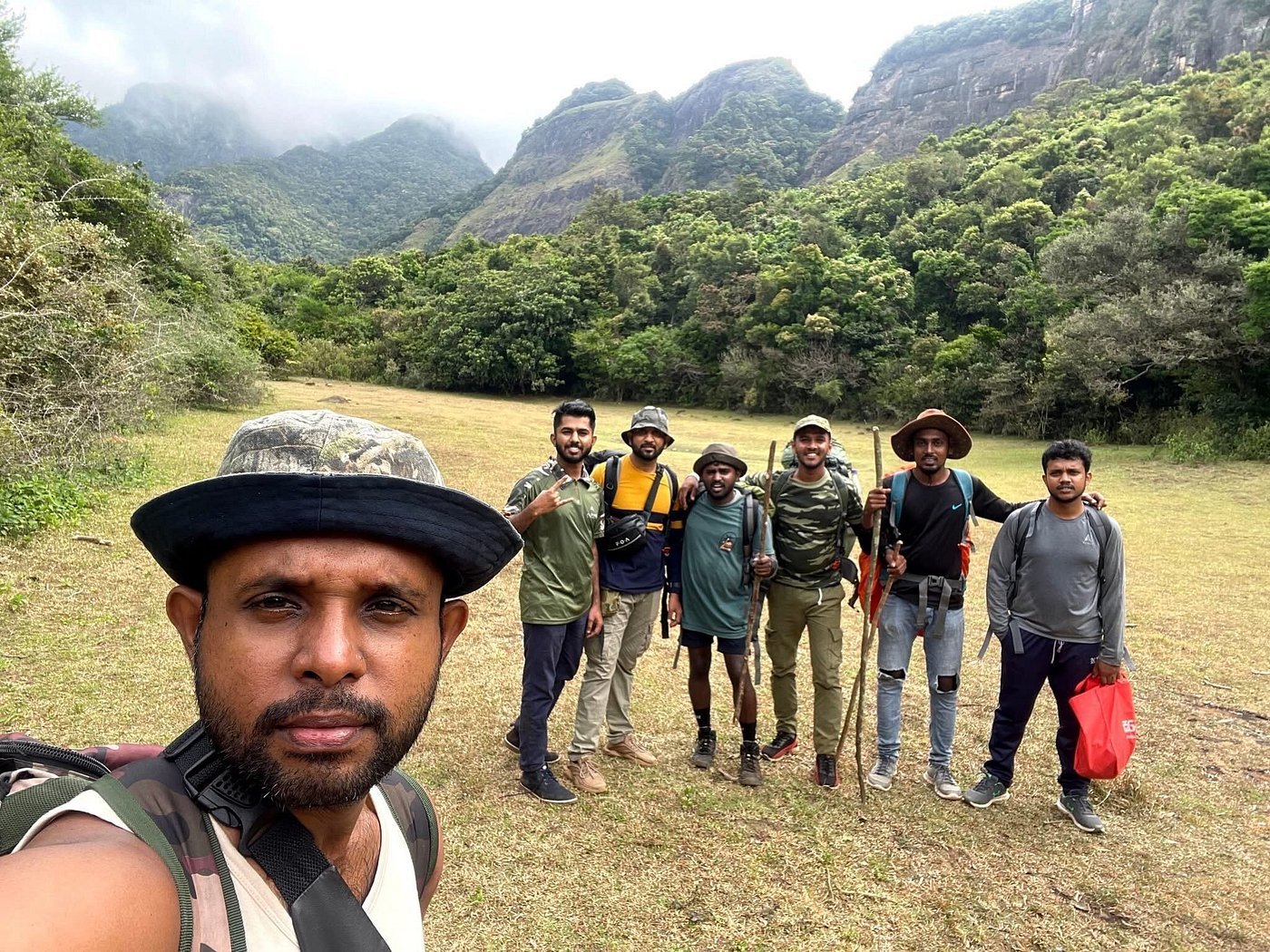 Knuckles Mountain Range